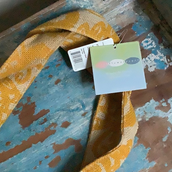 😍Natural Printed Mustard Yellow Jute Tote😍 - Picture 3 of 6